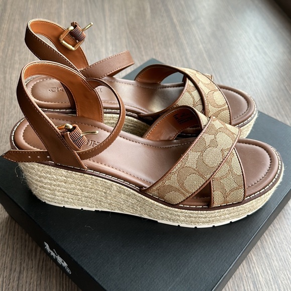 BNIB COACH wedge/platform sandals, US Size 9B - Picture 4 of 9